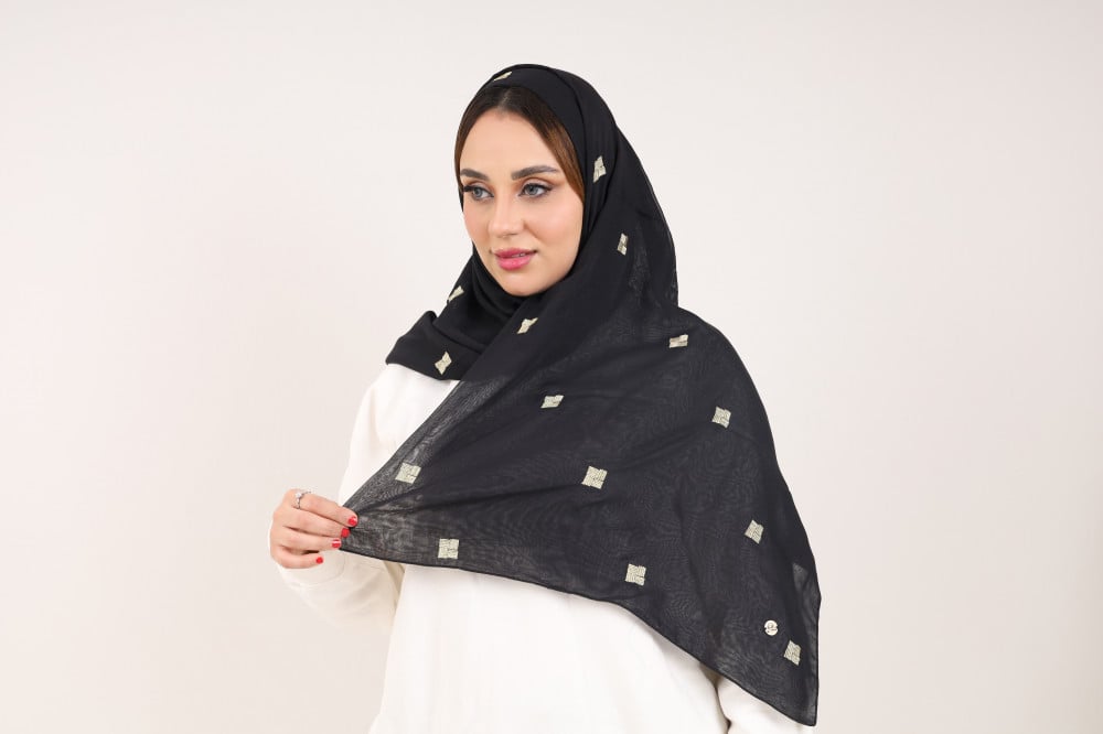 [24661] طرحة بوال مربعات منثر كامل الطرحة