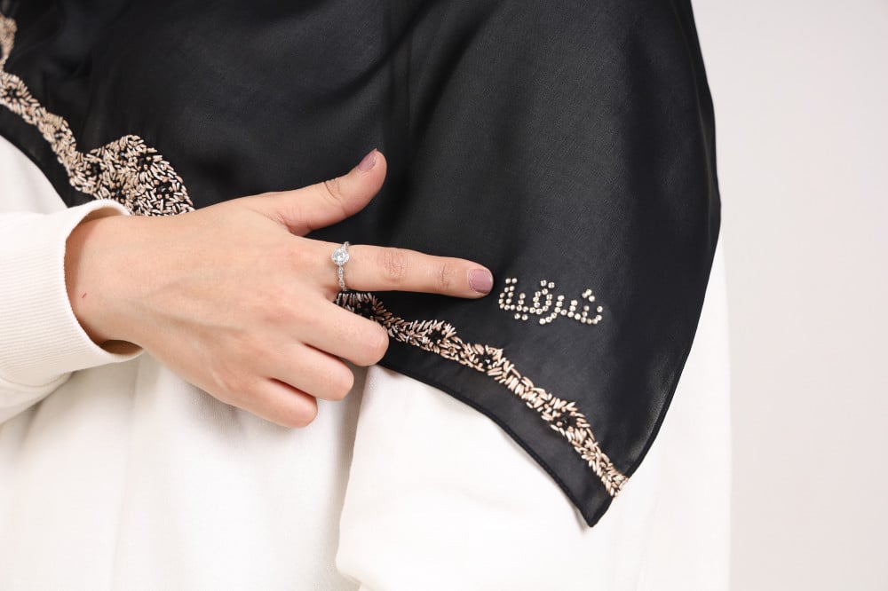 [231608] طرحة يدوي سوارفسكي